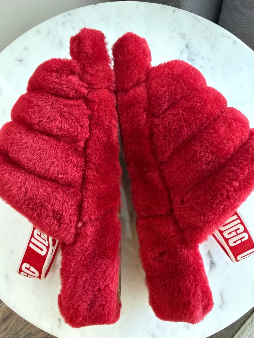 UGG Red Plush Shearling Slide with Branded Heel Strap Size 9 - Picture 5 of 7